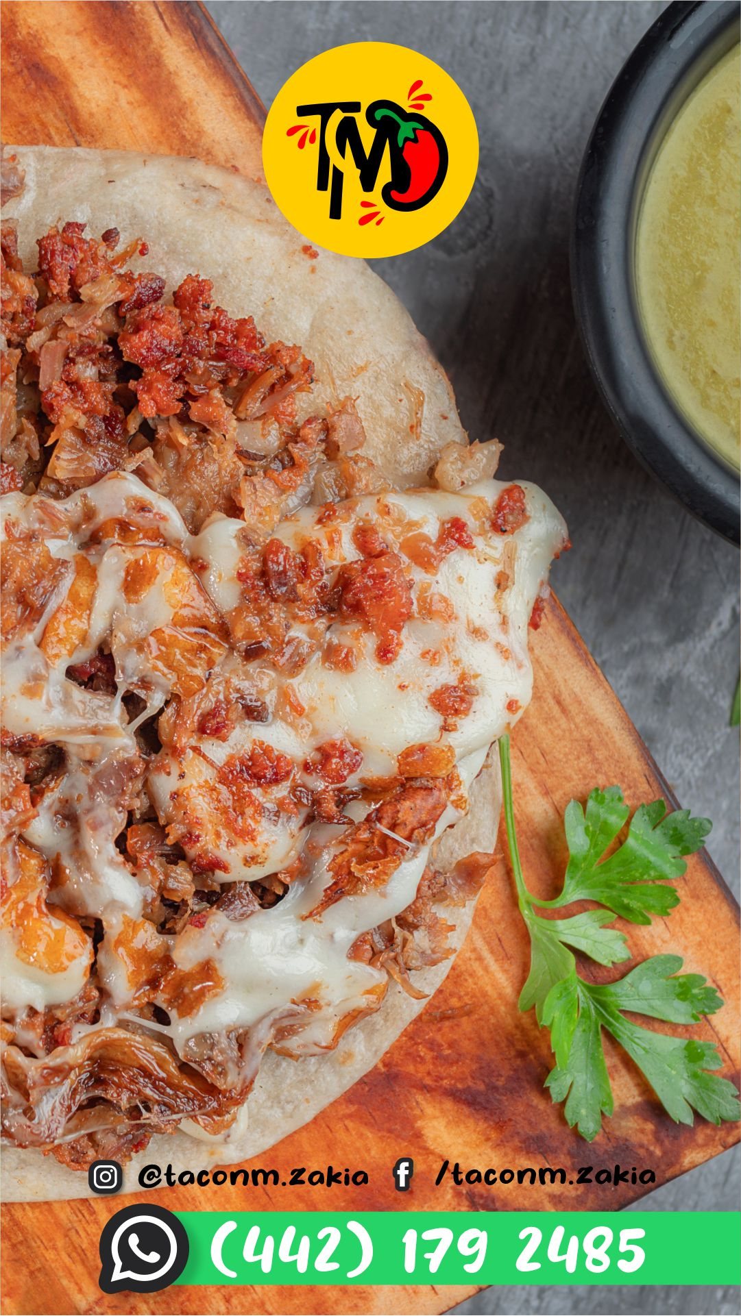 Taco preparado en Ta' Con Madre