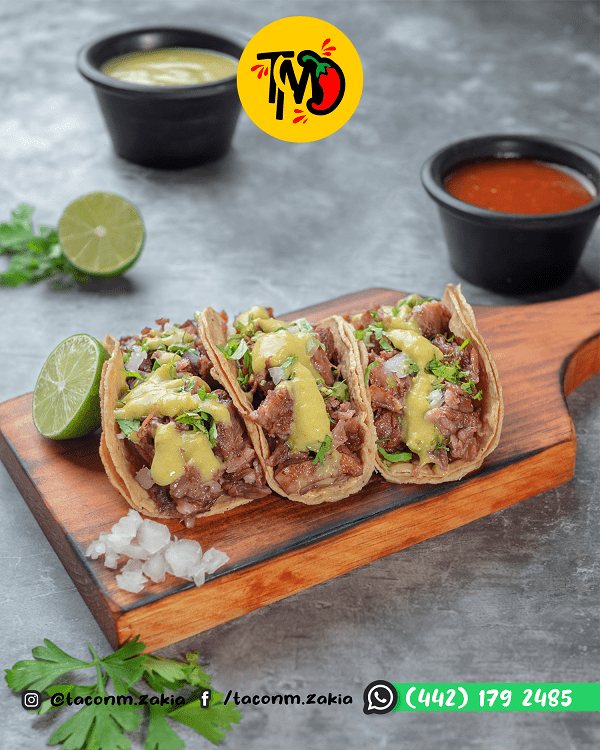 Tacos con piña
